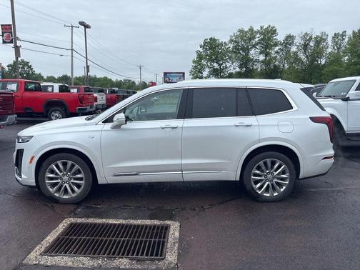 Crystal White 2023 Cadillac XT6 Premium Luxury AWD