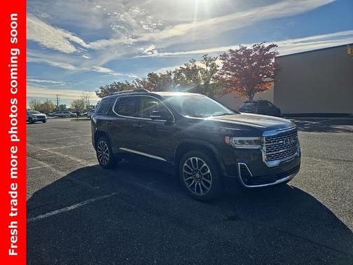 2020 GMC Acadia Denali