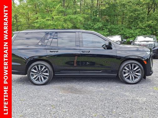 2022 Cadillac Escalade Sport