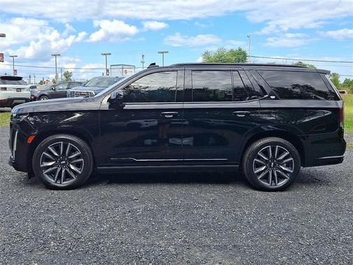 2022 Cadillac Escalade Sport