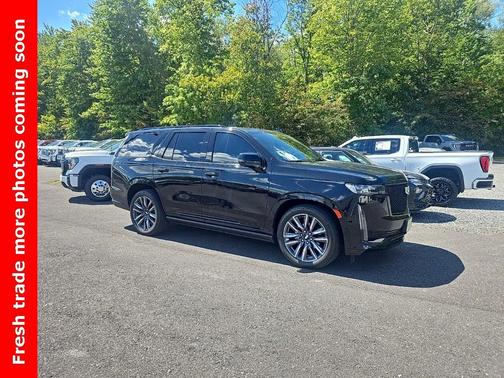 2022 Cadillac Escalade Sport