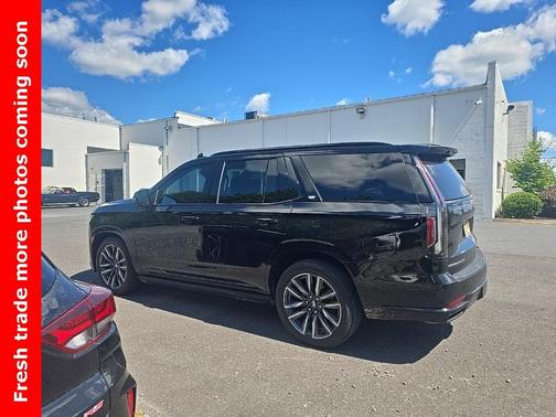 2022 Cadillac Escalade Sport