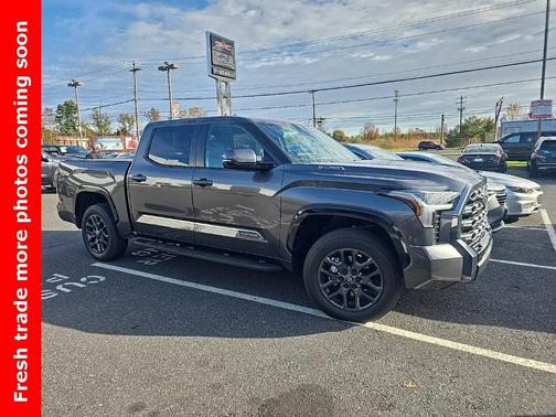 2025 Toyota Tundra Hybrid Platinum