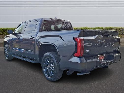 2025 Toyota Tundra Hybrid Platinum