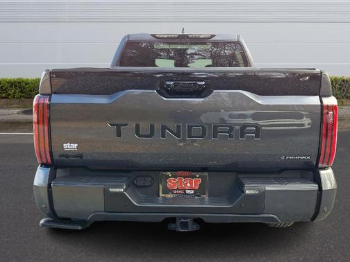 2025 Toyota Tundra Hybrid Platinum