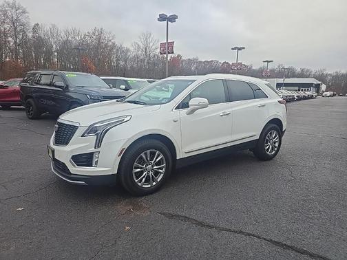 2022 Cadillac XT5 Premium Luxury