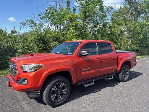 Inferno Red 2017 Toyota Tacoma TRD Sport