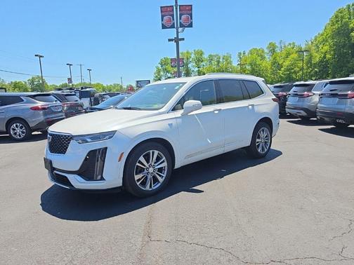 Crystal White 2024 Cadillac XT6 Premium Luxury AWD