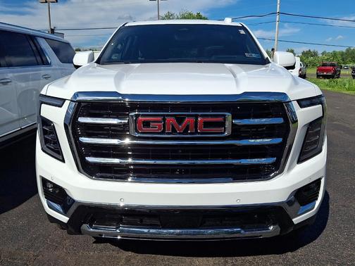 White 2026 GMC Yukon XL Elevation
