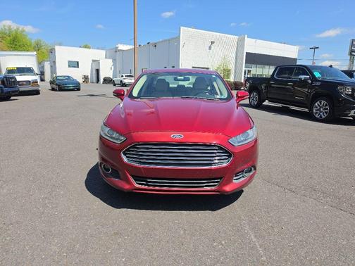 Ruby Red Metallic 2013 Ford Fusion SE