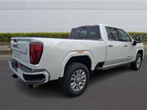 2023 GMC Sierra 2500 Denali
