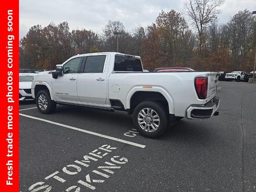 2023 GMC Sierra 2500 Denali