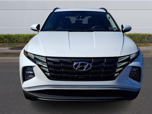 Quartz White 2022 Hyundai TUCSON SEL