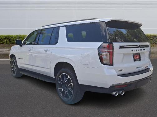 2022 Chevrolet Suburban RST