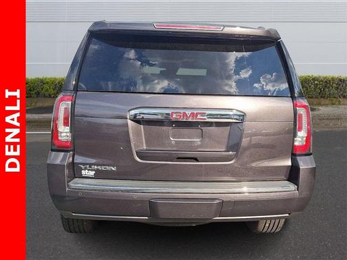 2017 GMC Yukon Denali