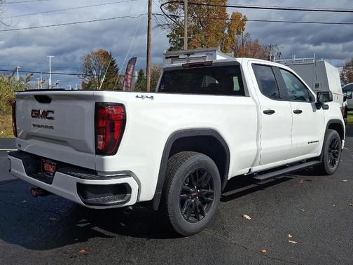 2025 GMC Sierra 1500 Pro