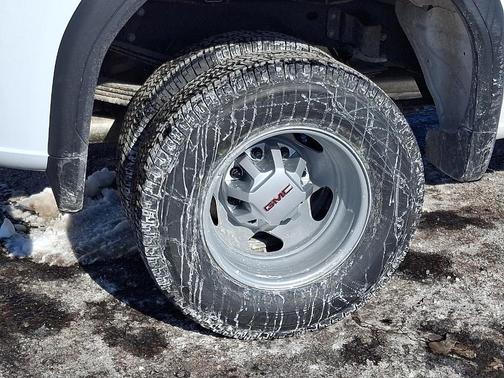 2026 GMC Sierra 3500 Pro