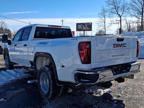 2026 GMC Sierra 3500 Pro