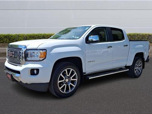 Summit White 2020 GMC Canyon Denali