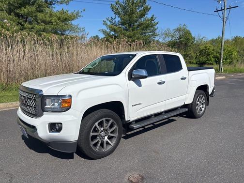 Summit White 2020 GMC Canyon Denali