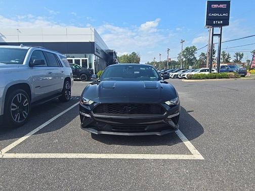 2023 Ford Mustang EcoBoost