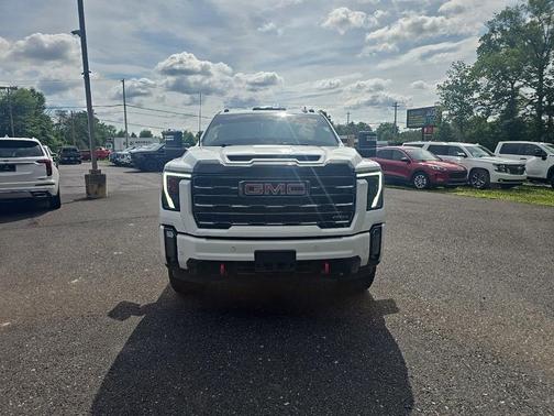 2024 GMC Sierra 2500 AT4