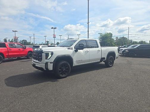 2024 GMC Sierra 2500 AT4
