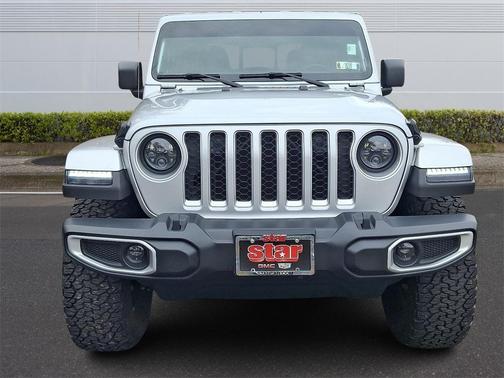 2022 Jeep Gladiator Overland