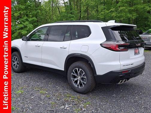 2025 GMC Acadia AT4