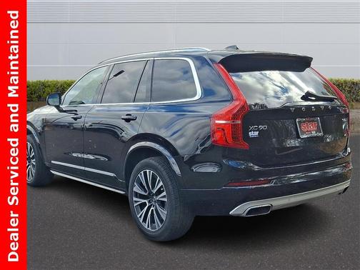 2021 Volvo XC90 T6 Momentum 7 Passenger