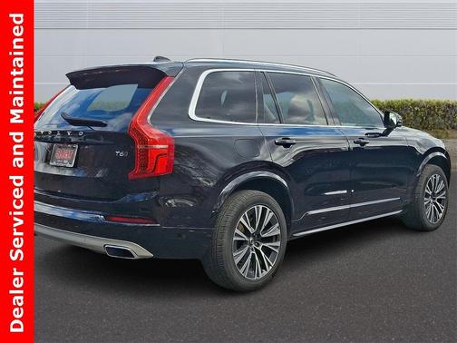 2021 Volvo XC90 T6 Momentum 7 Passenger