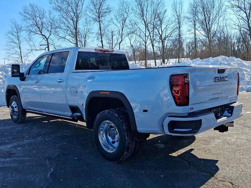 2026 GMC Sierra 3500 Denali Ultimate