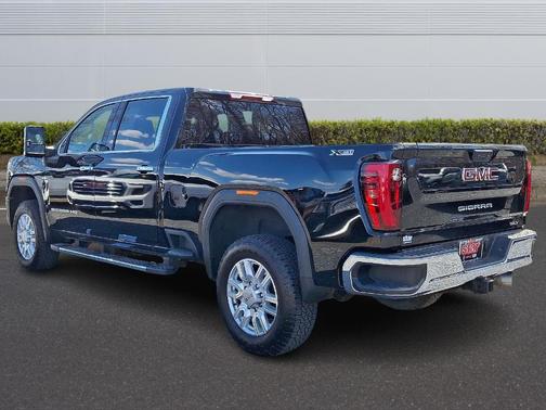2024 GMC Sierra 2500 SLT