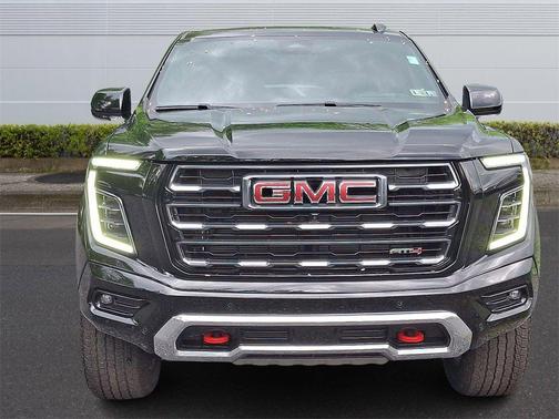 2025 GMC Yukon AT4