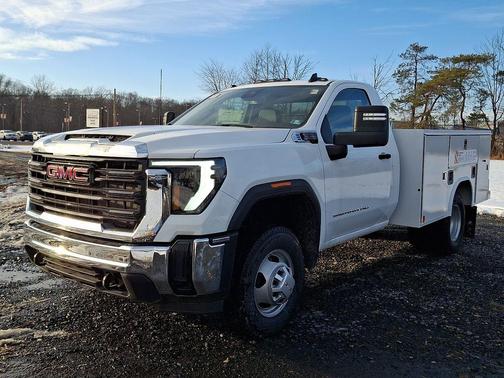 White 2025 GMC Sierra 3500 Pro