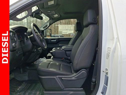 2025 GMC Sierra 3500 Pro