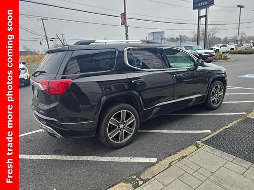 2019 GMC Acadia Denali
