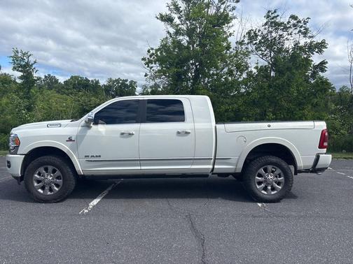 Pearl White 2020 RAM 2500 Limited
