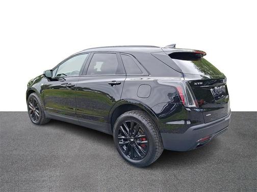 2022 Cadillac XT5 Sport