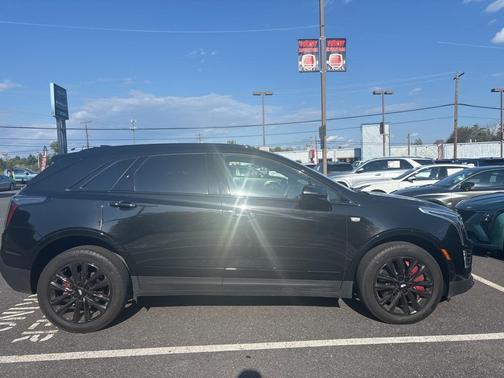 2022 Cadillac XT5 Sport