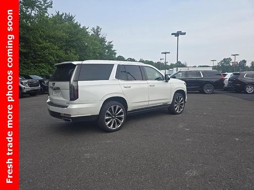 2025 Cadillac Escalade Premium Luxury