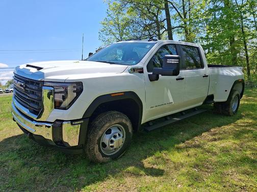 White 2026 GMC Sierra 3500 Pro