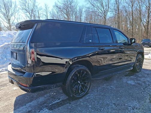 2021 Cadillac Escalade ESV Sport