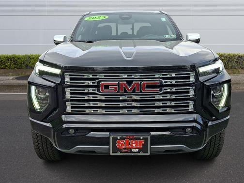Onyx Black 2023 GMC Canyon Denali