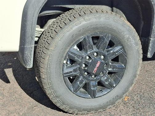 2026 GMC Sierra 2500 AT4