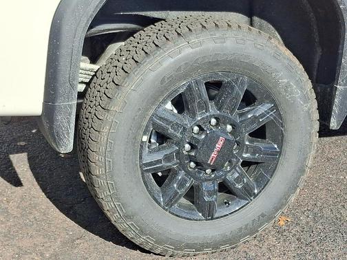 2026 GMC Sierra 2500 AT4