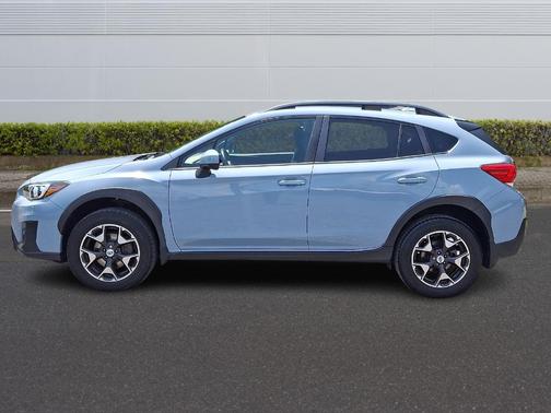 Cool-Gray Khaki 2018 Subaru Crosstrek 2.0i Premium