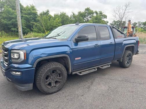 Blue Metallic 2016 GMC Sierra 1500 SLT