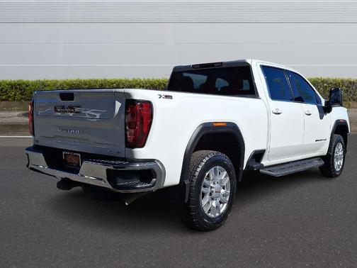 2022 GMC Sierra 2500 SLE