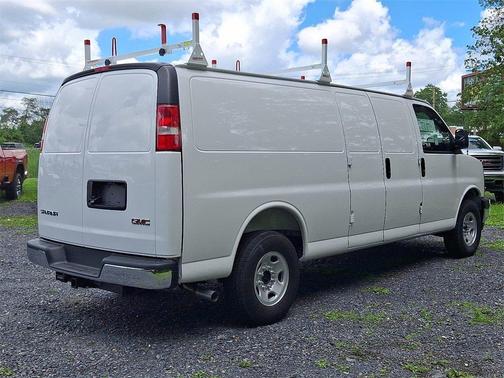 2025 GMC Savana 2500 Work Van